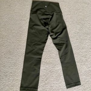 Lululemon Wunder Under leggings